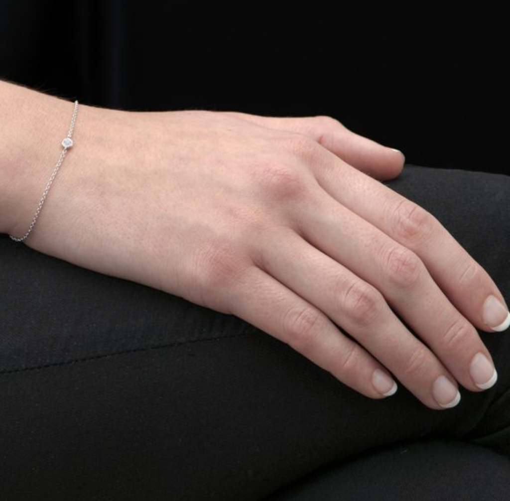 Luxury Solitaire Diamond Raindrop Bracelet